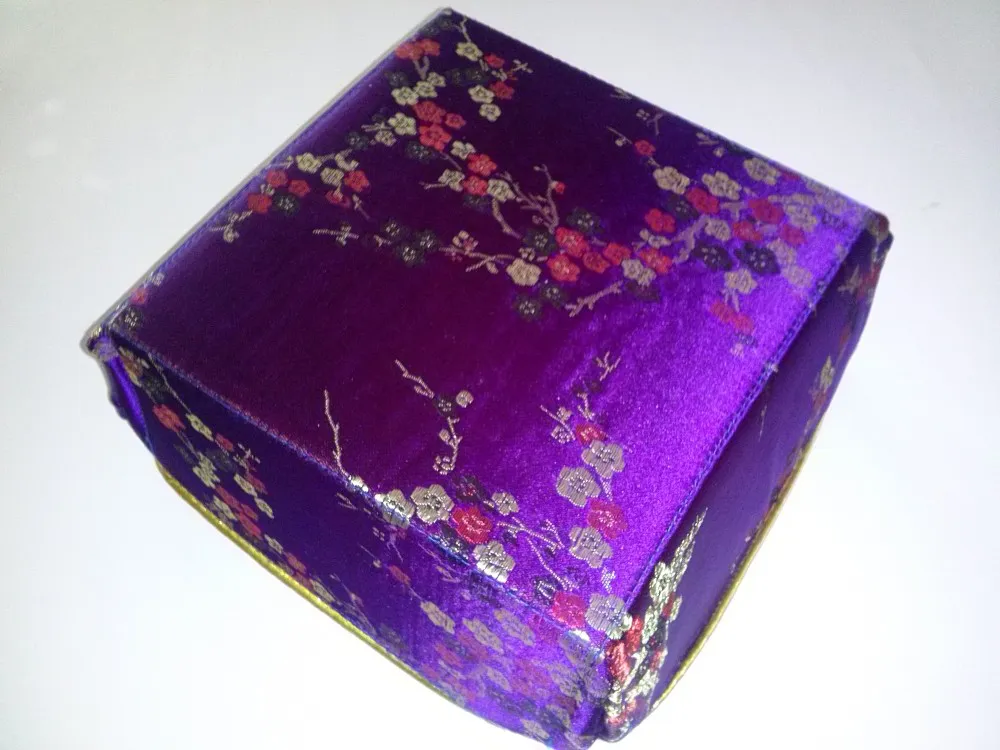 Chlebak koszyk dekoracyjny  kremowy z fioletowym wzorem
