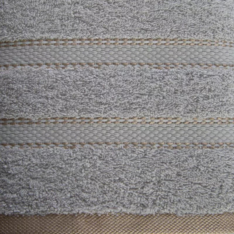 Ręcznik 100x150 Kristi  srebrny z ozdobną bordiurą w pasy frotte 500g/m2 Eurofirany