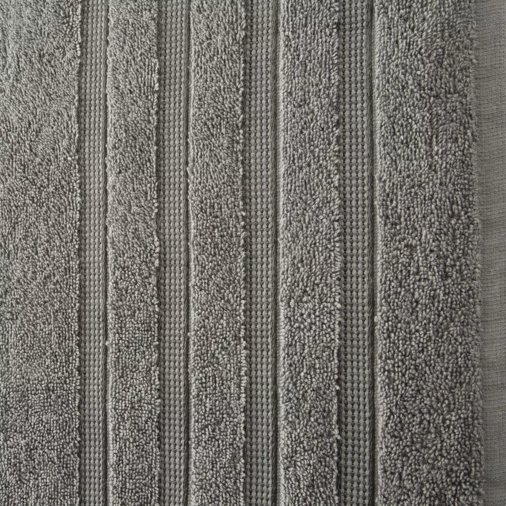 Ręcznik Jade 70x140 stalowy frotte 500g/m2 bawełniany bordiura w delikatne pasy Eurofirany