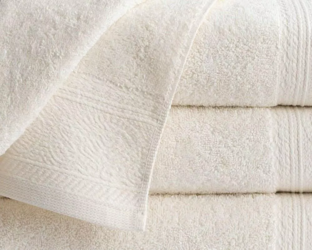 Ręcznik Massimo 50x90 kremowy 67 550 g/m2 frotte