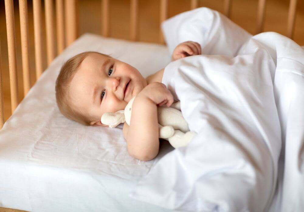 Od kiedy poduszka dla dziecka? Poznaj najważniejsze zalecenia!
