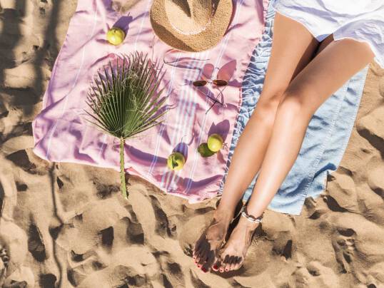 Przygotuj się na wakacje – 5 rzeczy na plażę, które warto mieć