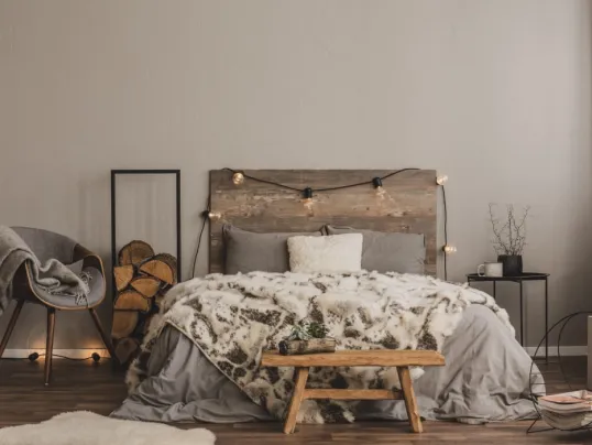 Styl rustykalny - sypialnia, w której poczujesz się wyjątkowo